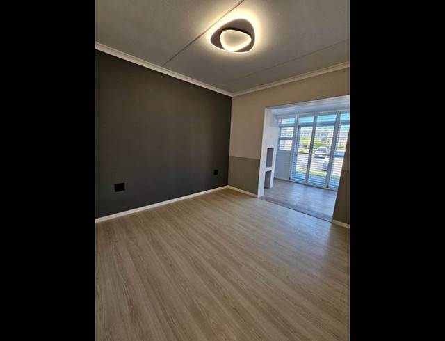 2 bed property to rent in BIG BAY